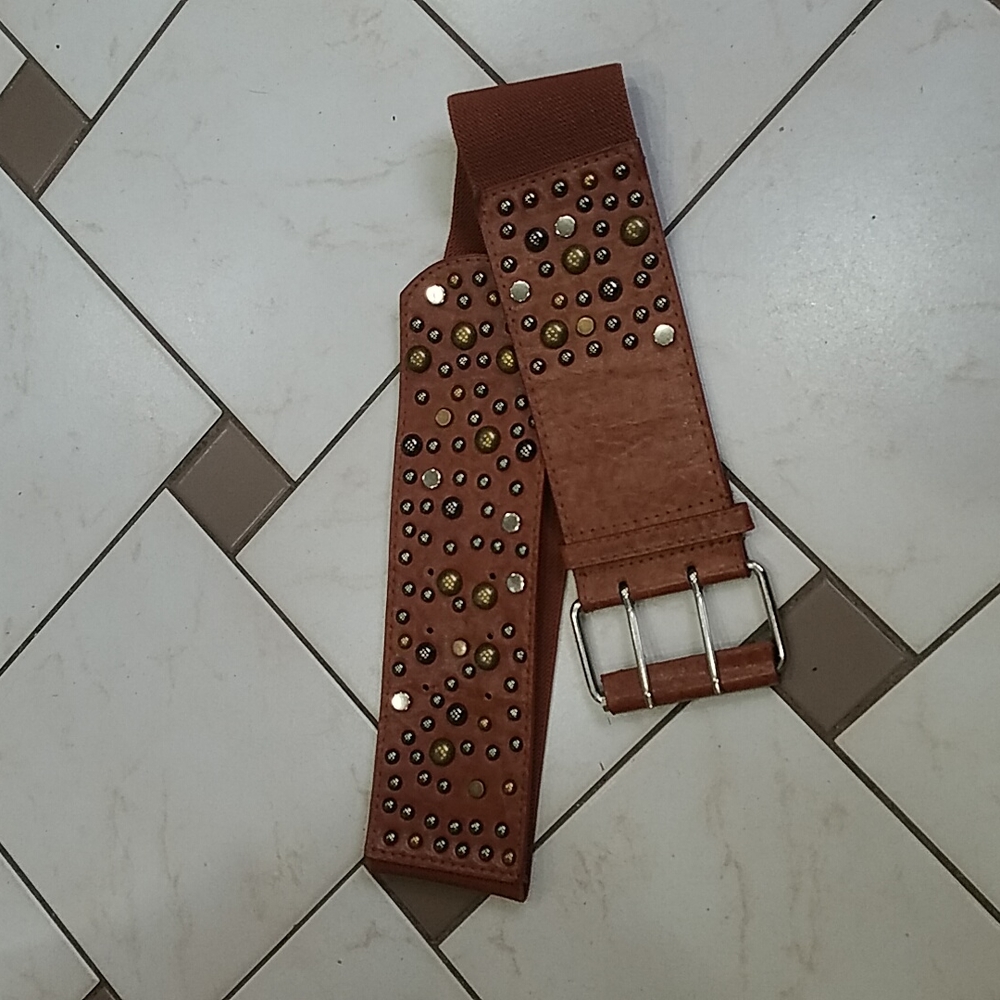 Studded thick waist belt
